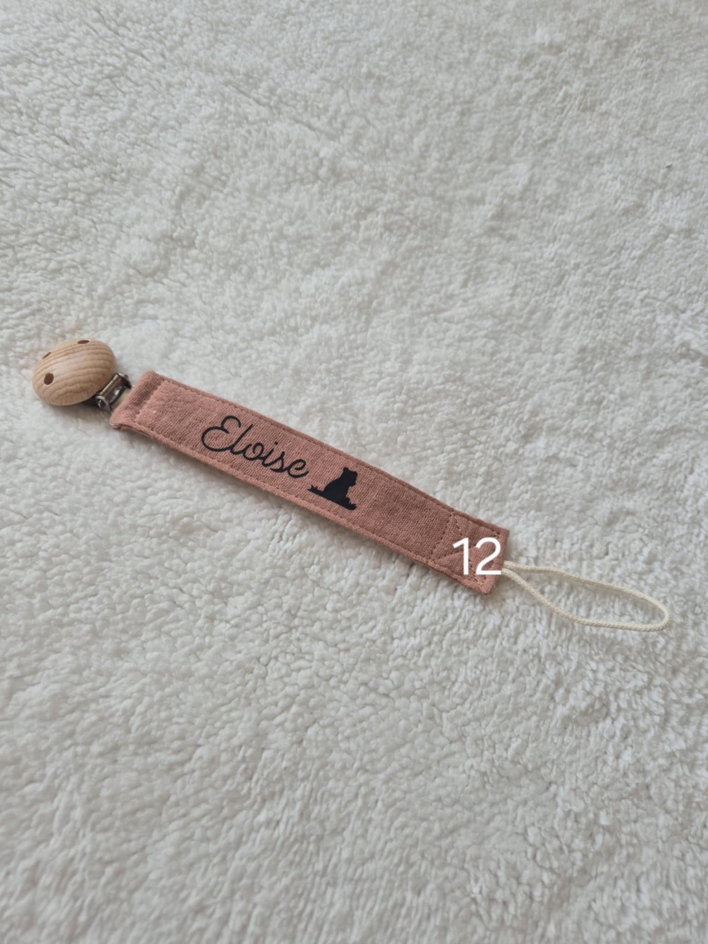 🍼 Attache tétine – Pratique et adorable