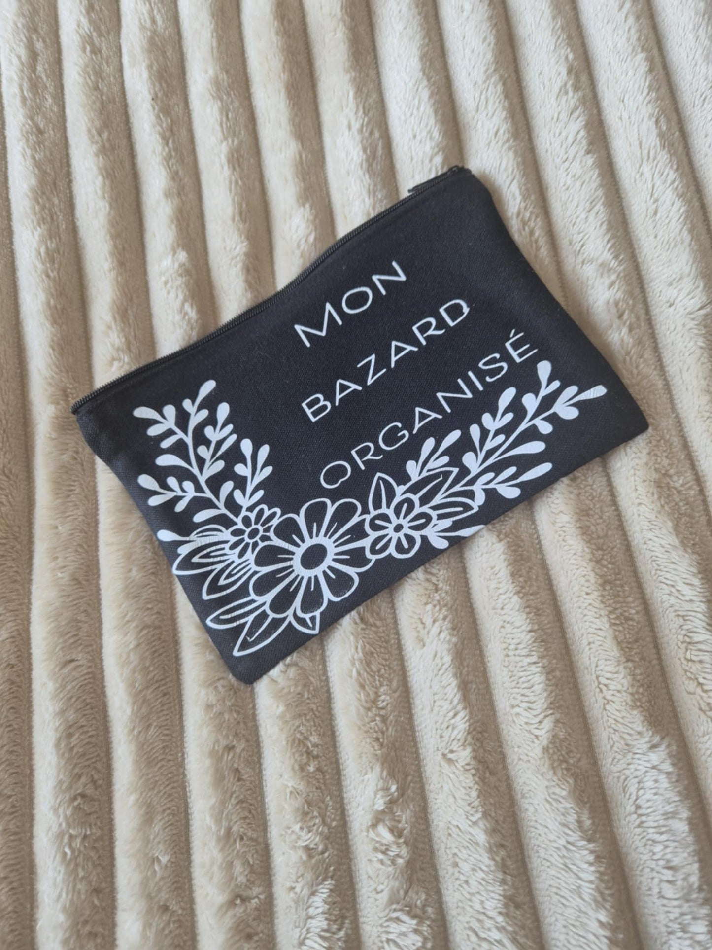 🎁 Petite Pochette Noire ou Blanche