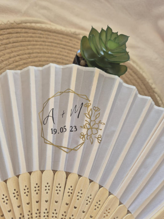 🌬️ Éventail Personnalisé