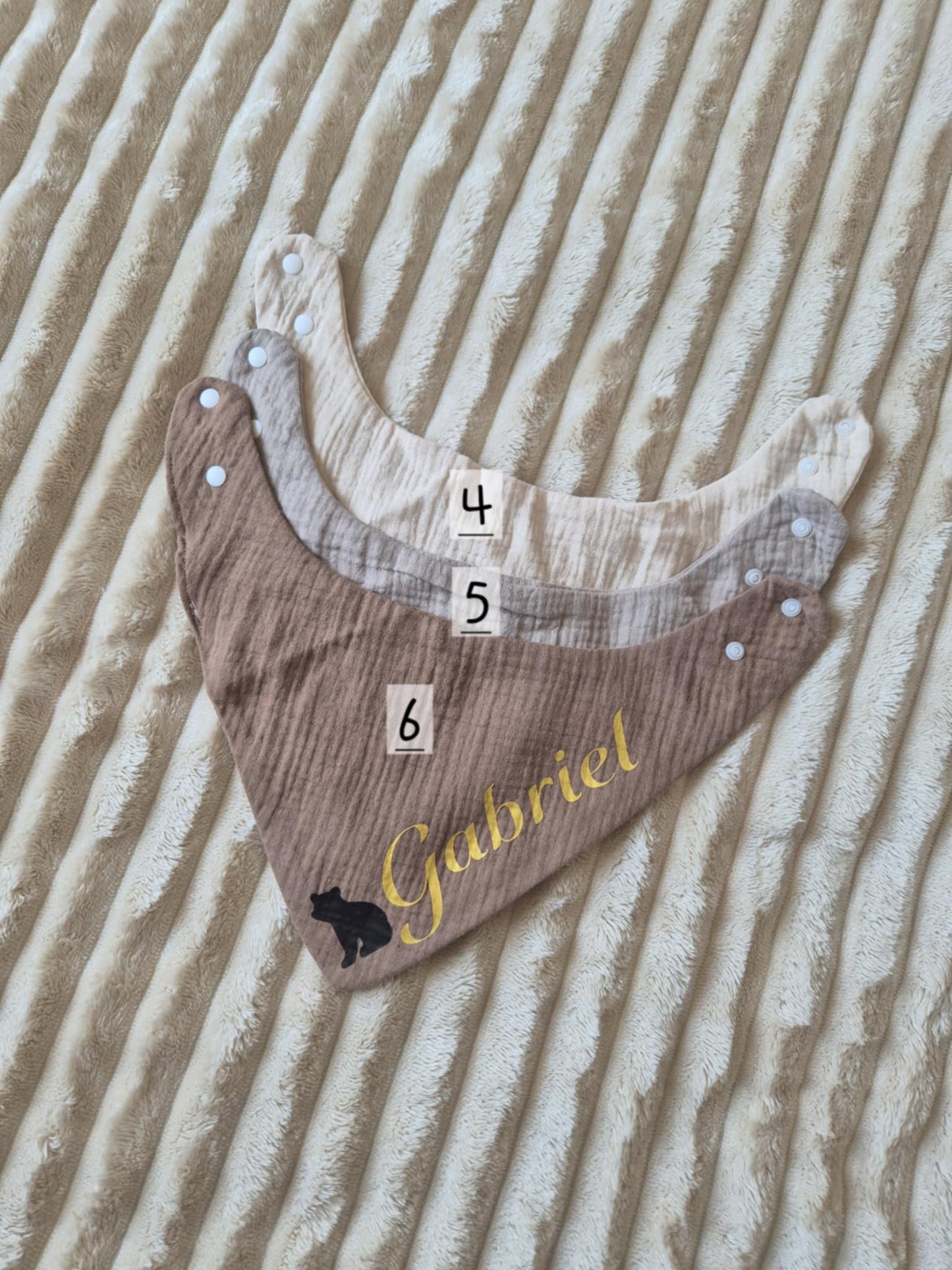 🍽️ Lot de 3 bavoirs – Jolis et pratiques