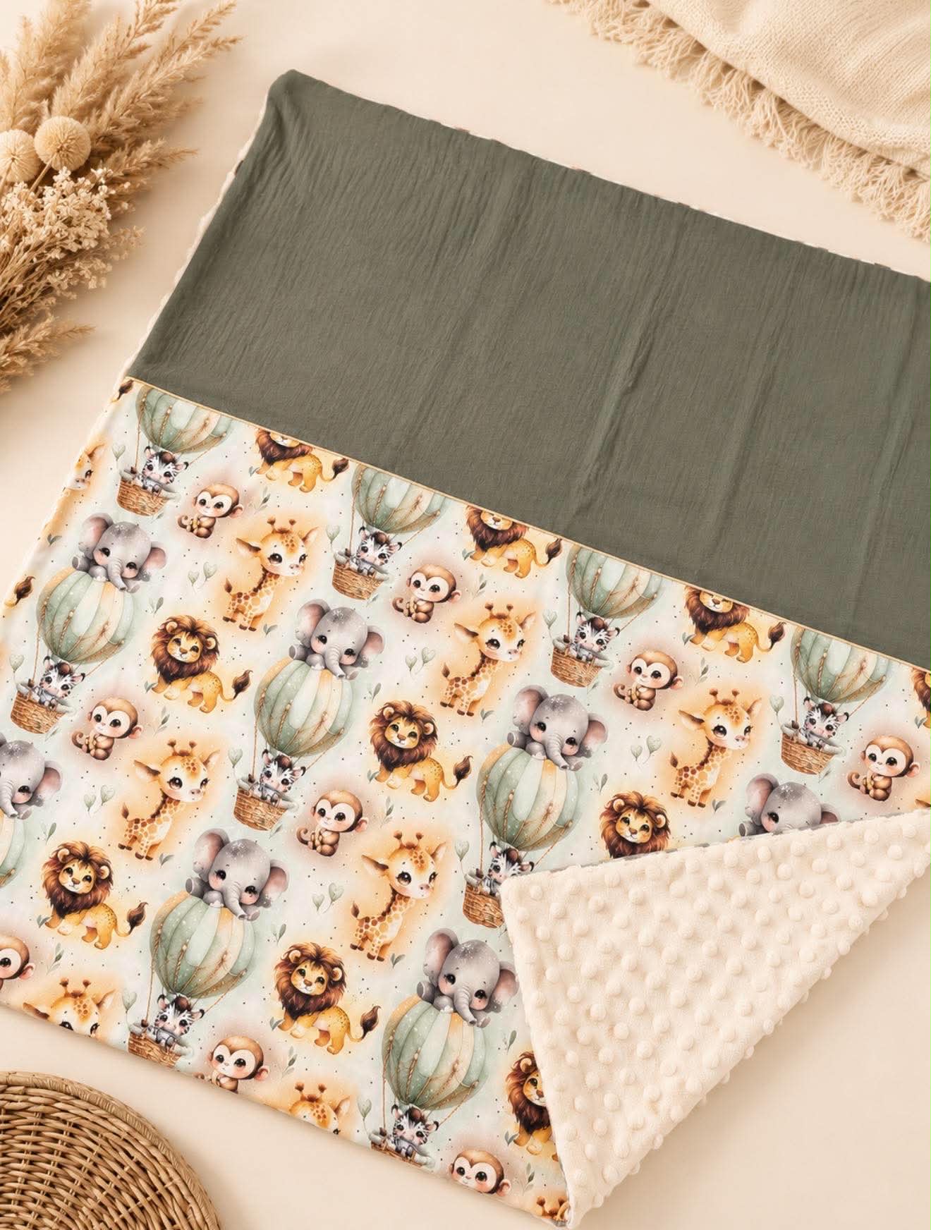 🧸 Couverture à motifs – Douceur pour bébé  environ 90/90