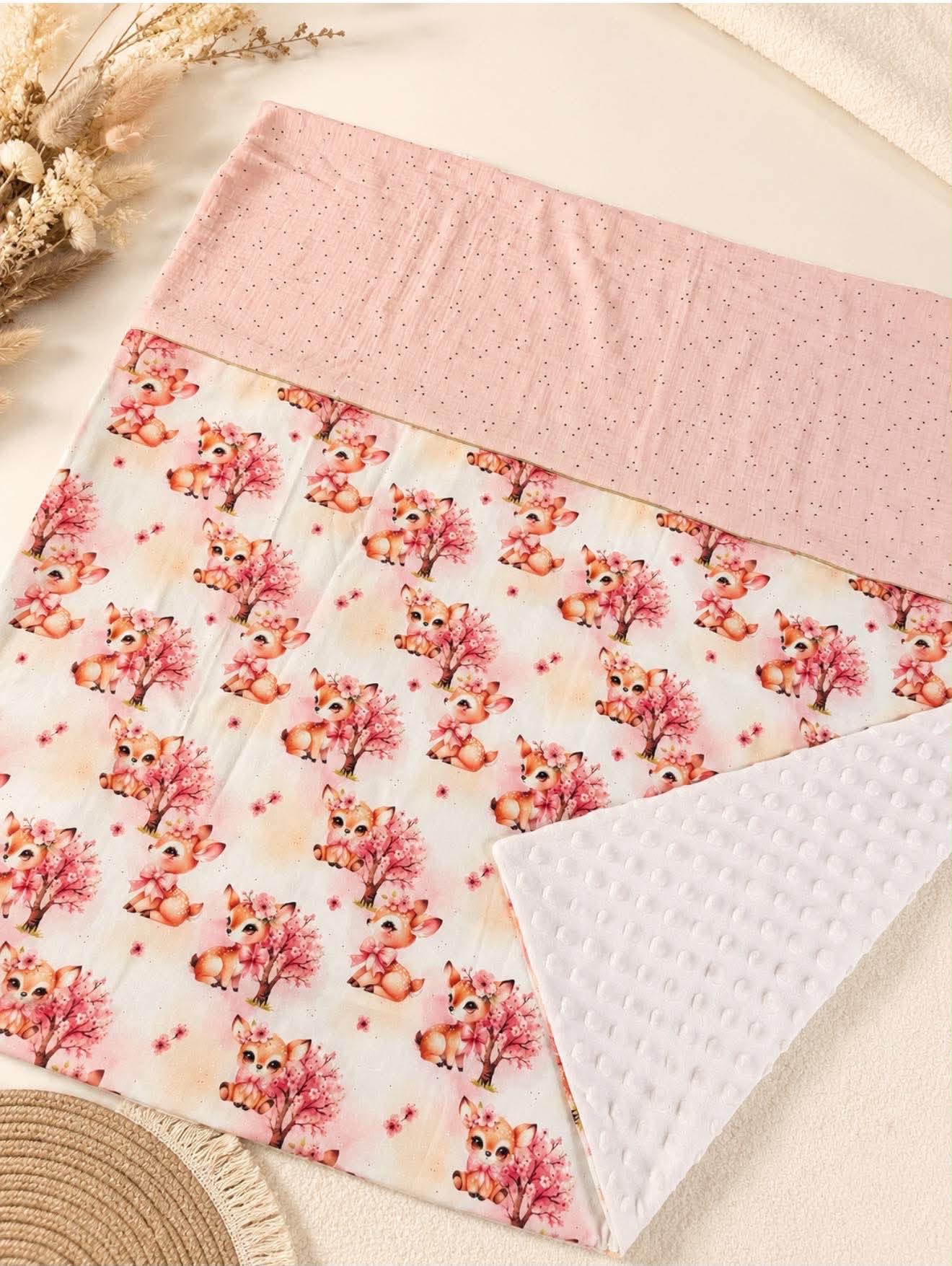 🧸 Couverture à motifs – Douceur pour bébé  environ 90/90