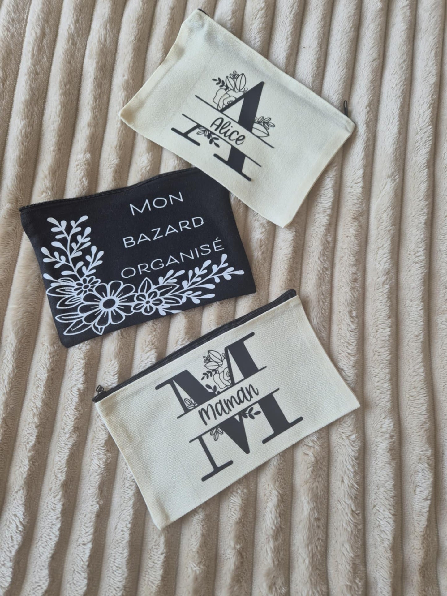 🎁 Petite Pochette Noire ou Blanche