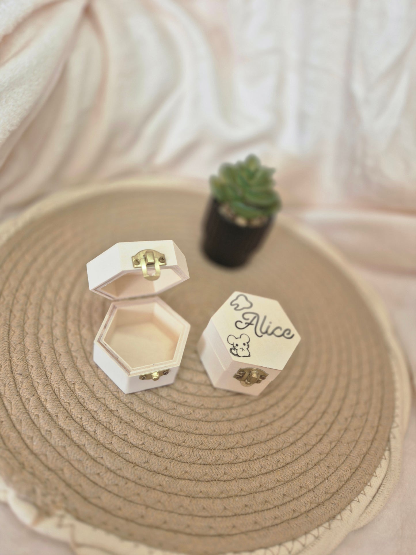 🍼 Boîte Première Dent / Première Mèche